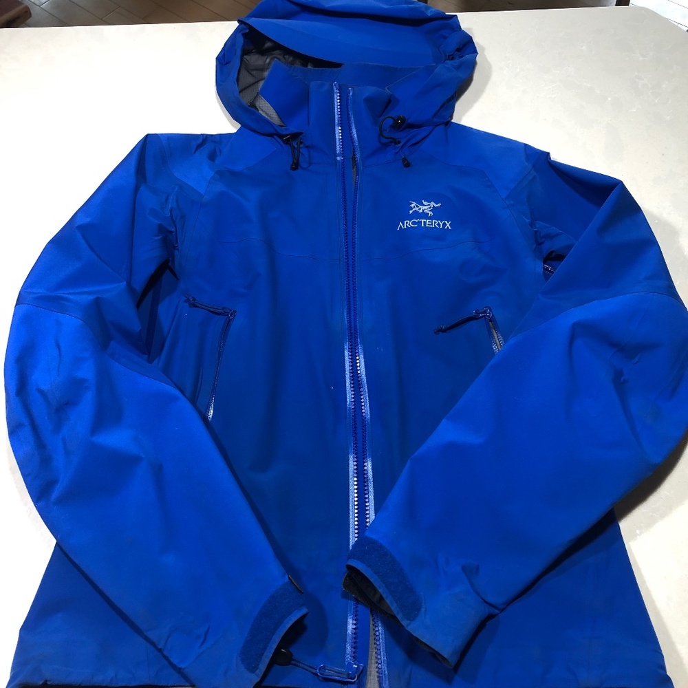 Arc'teryx Beta AR Jacket Women's GoreTex Shell 2016 Size S